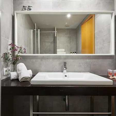 Bbarcelona Clot Apartment *